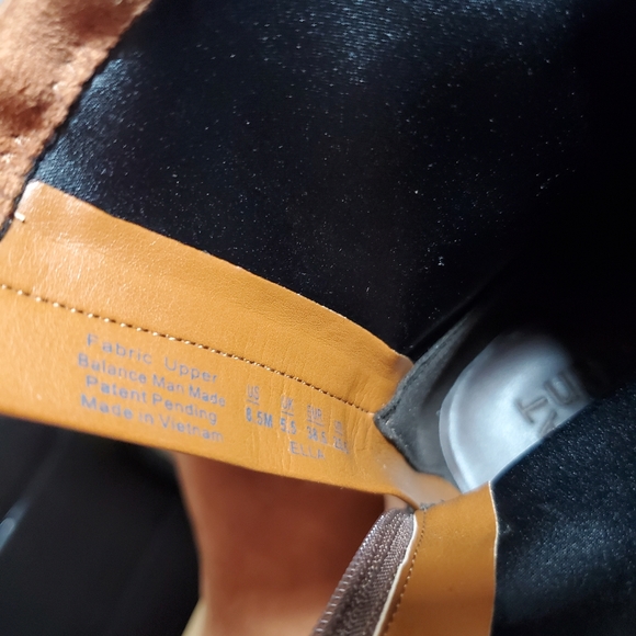 Naturalizer Ella Brown Bootie, Size 8.5 - Picture 6 of 8